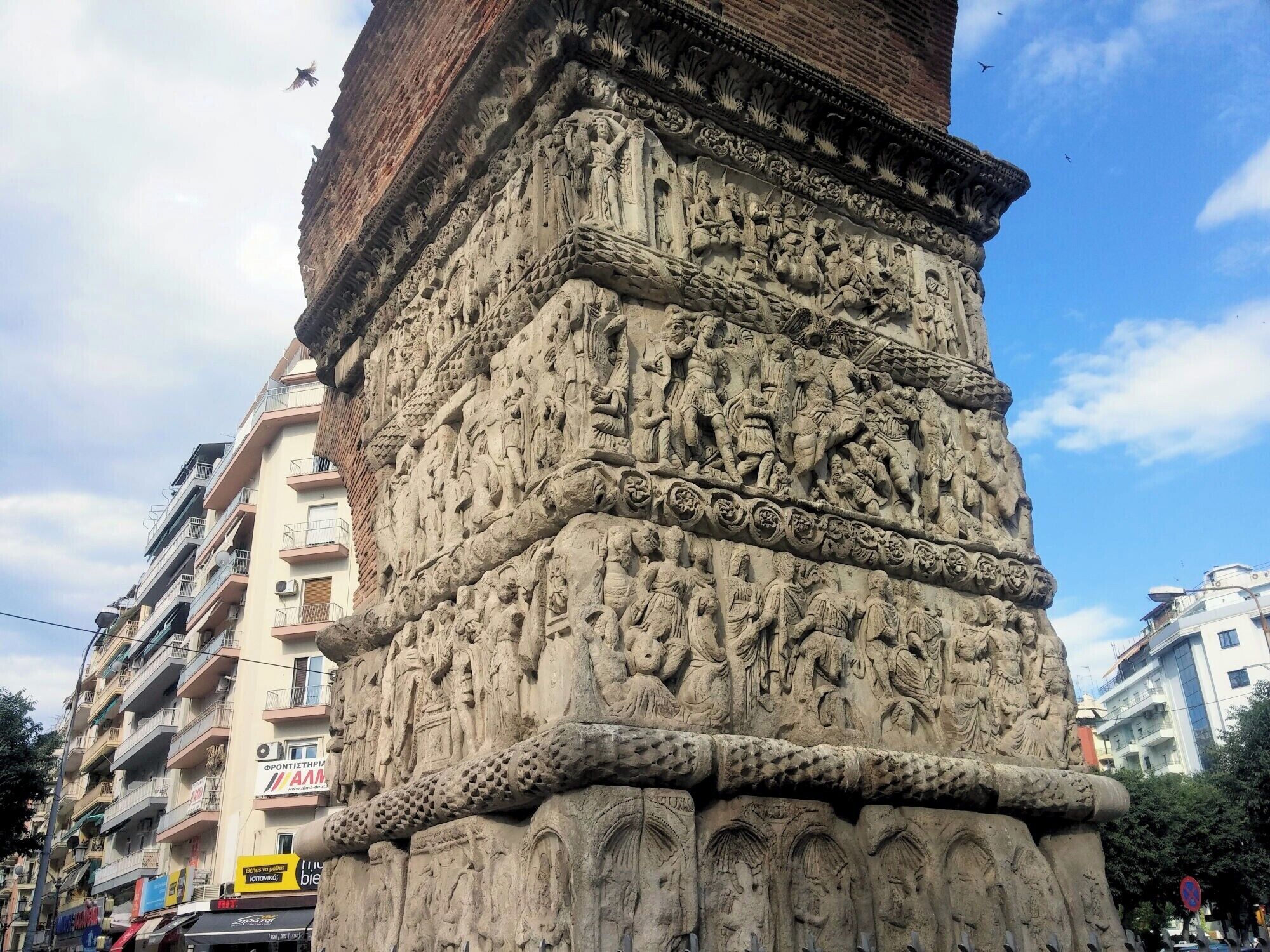 The Arch of Galerius in Thessaloniki, Greece, was built in 198 A.D. with detailed stone relief. This and the nearby Rotunda are must sees in the city to understand its history. 
#history #greece