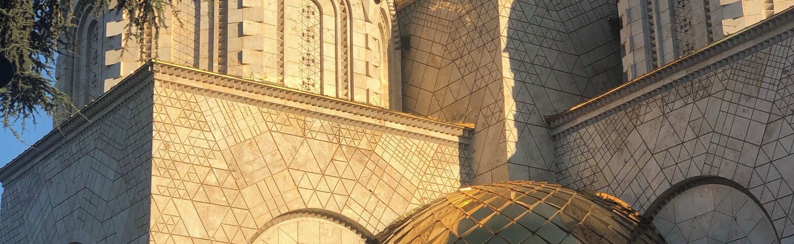Skopje didn’t fail in architecture at all, you will find a piece of art everywhere #Trovember