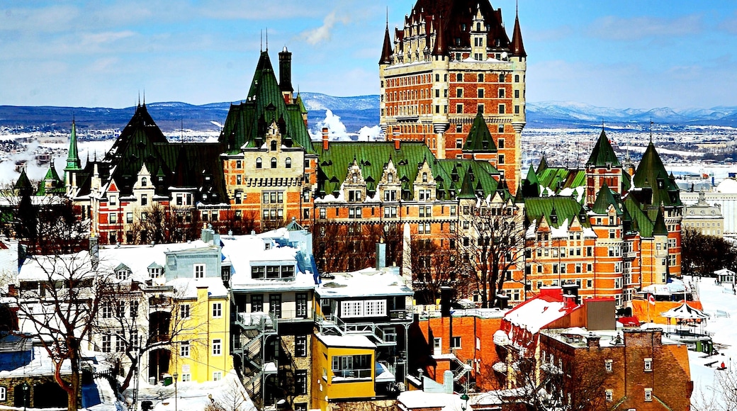 UNESCO World Heritage Site: Historic District of Old Quรฉbec
Fairmont Le Chรขteau Frontenac is generally recognized as the most photographed hotel in the world, and it dominates the skyline of Old Quebec.
#Canada #Quebec #QuebecCity #UNESCOWorldHeritageSite #OldQuebec #Winter #NewFrance #NorthAmerica #architecture #history #hotel