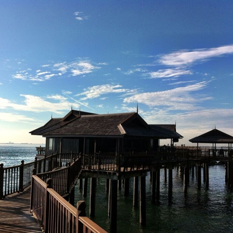 One of the best vacation places in M'sia, pampering yourself to the fullest in this island retreat with the wonderful and warmest regards from the staffs everywhere~