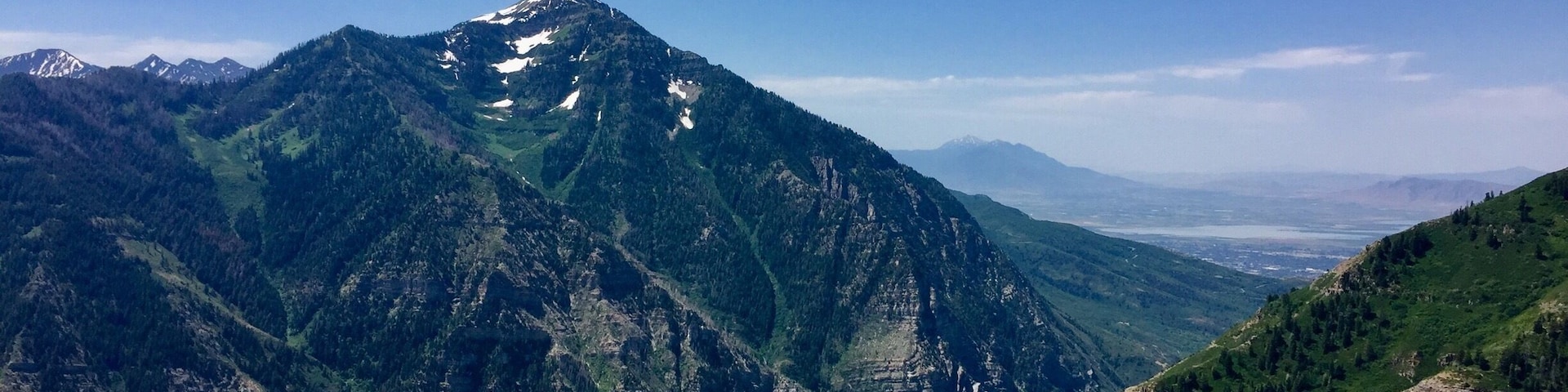 #lifeatexpedia at bear Claw on top of Sundance resort. The mountains here remind of Glacier NP in Montana. Not only it's a luxury vacation, but also a very peaceful secluded stay. #sundance