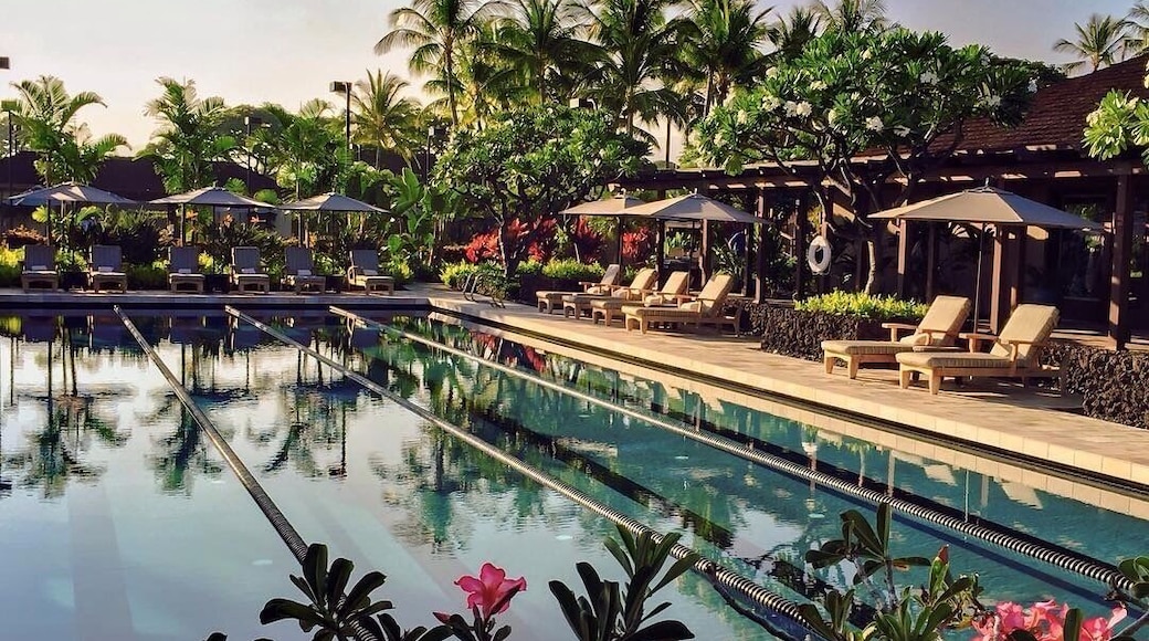 The Fitness facilities surround this inviting lap #pool making it a much more rewarding treat after a workout. #luxurious #resort #waterlust #kona #hawaii
Visit my website to see my article at this luxurious resort at http://khylasophy.com/2015/09/19/four-seasons-resort-hualalai