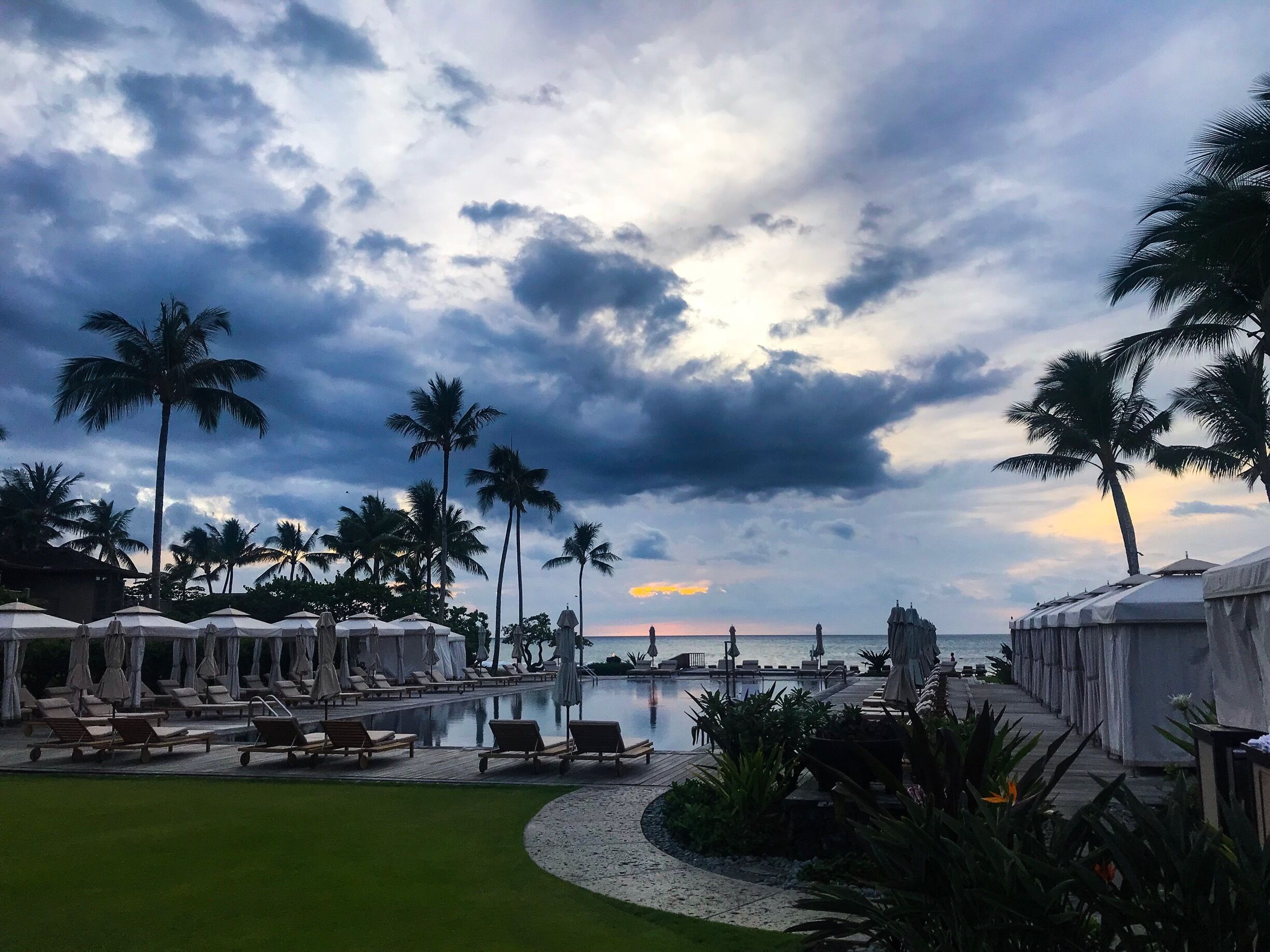 Four seasons magic ✨ #lifeatexpedia #fourseasons #hawaii #bigisland