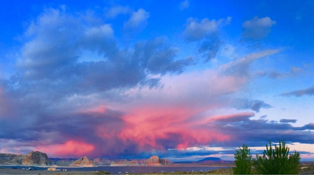 Great sunset and thunderstorms over lake Powell from the Lakeside campground near Page Arizona.