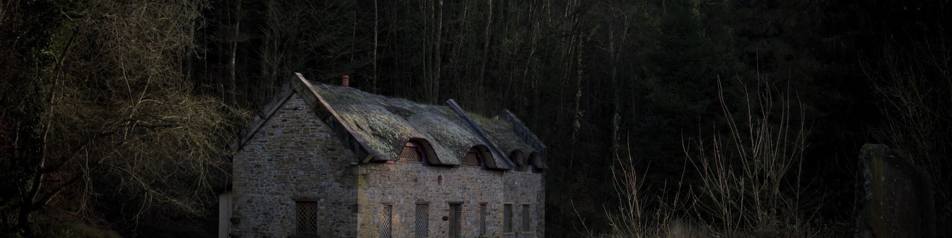 This cool little house is just at the entrance to Kinitty Forest
