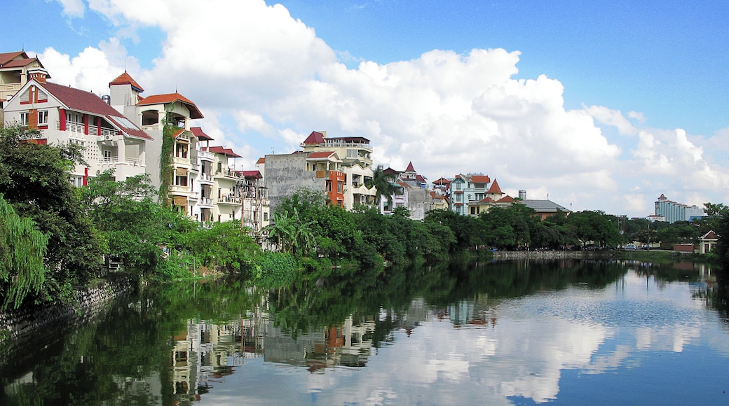 Hanoi is a very exciting place for a photographer. There is a image to be made pretty much everywhere you go. This was taken literally outside the Sheraton Hotel there.
