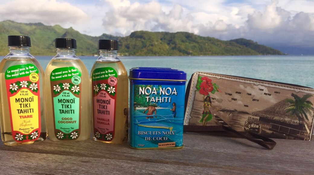 Love anything Tahitian!