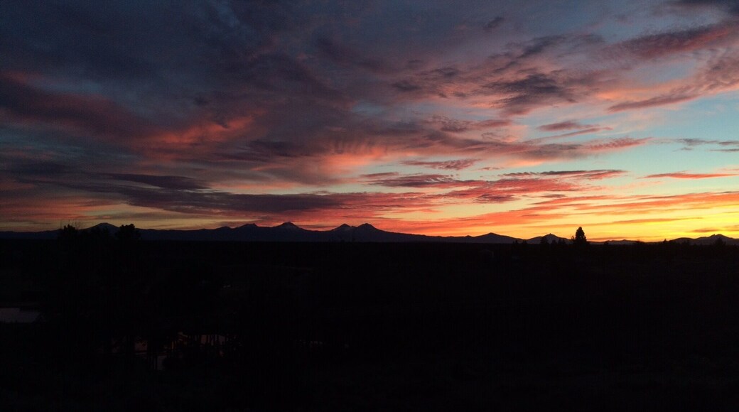 Another gorgeous sunset at Brasada! #colorful