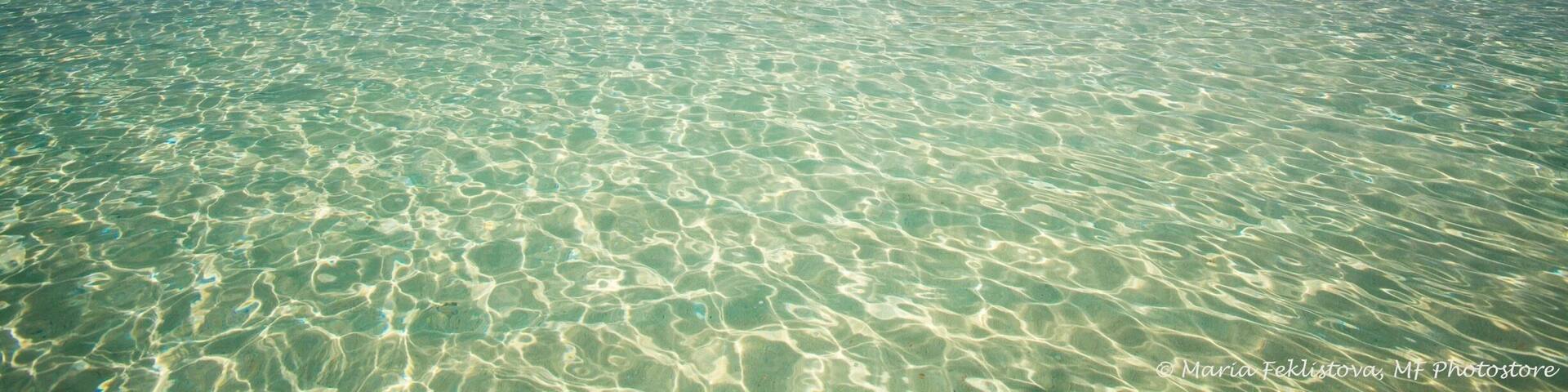 I am in love with Maldives, tiny island, perfect climate and amazing vacation!
Did you know that Maldives has some of the smallest islands in the World with no more than a few square meters size. The largest island barely reaches 6km long.
#maldives #parkhyatt #hadahaa #blue