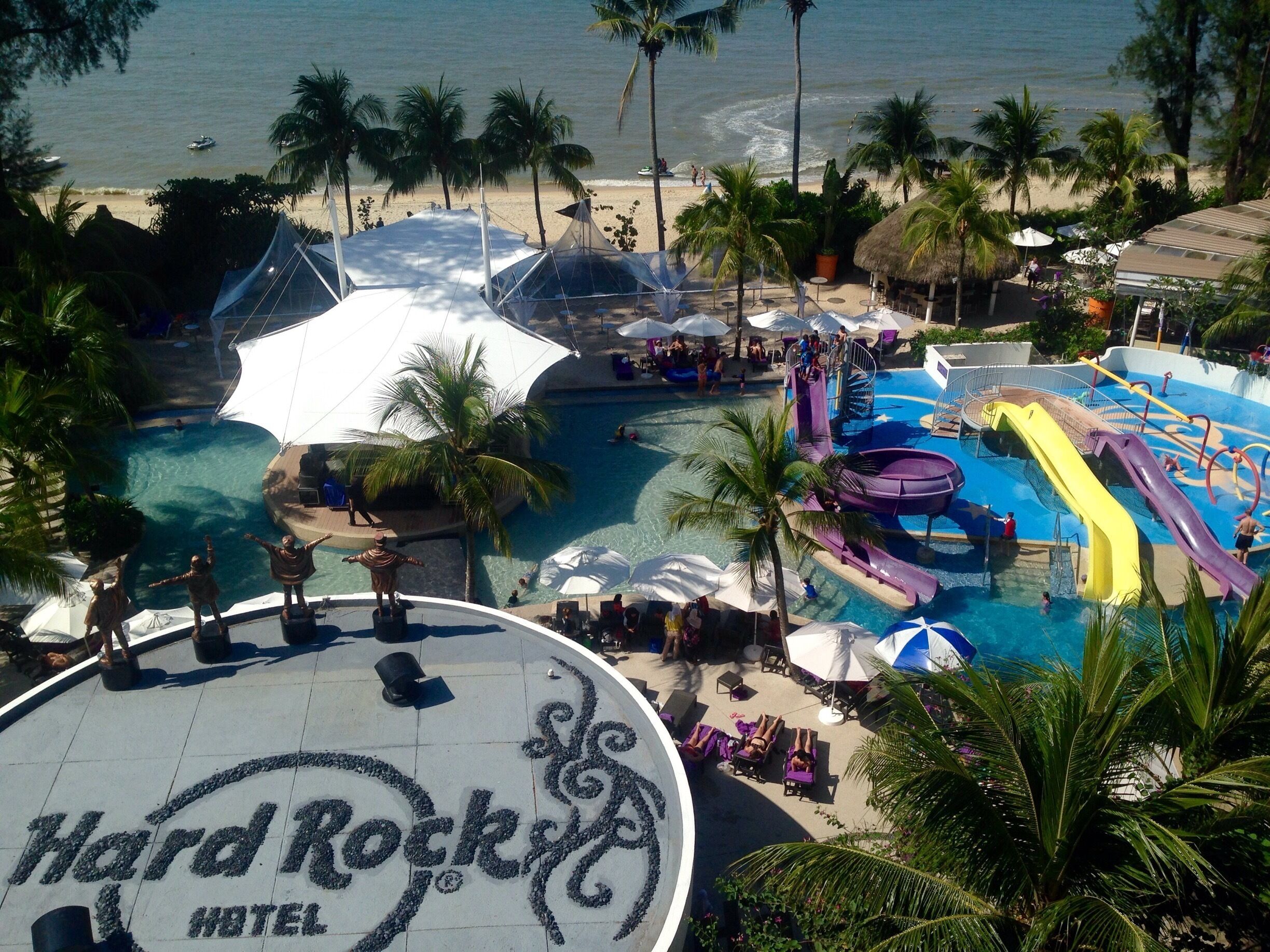 Such an Amazing and familyfriendly place! Grateful to celebrate New years eve here! 