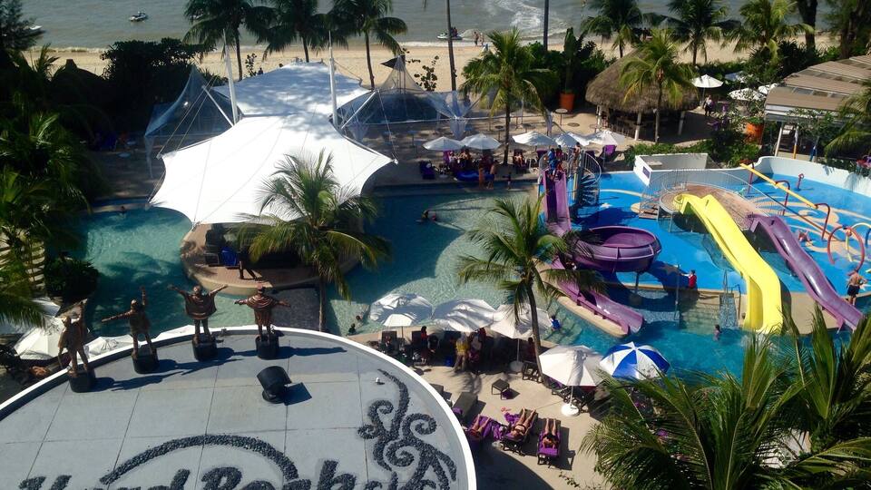 Such an Amazing and familyfriendly place! Grateful to celebrate New years eve here!