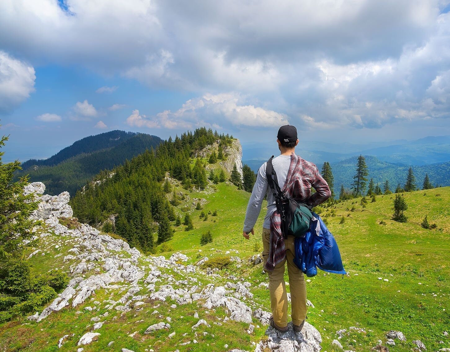 Piatra Mare. A cool hike up the Seven Ladders Cayon in Brasov Romania. #green