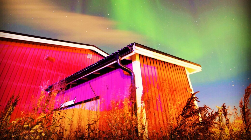 Love seeing the places that we normally visit in the winter in their "snow free" state. Bonus Northern Lights show too!