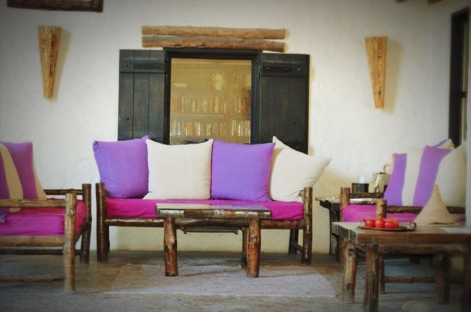 The homey, unique and nature-inspired lobby.