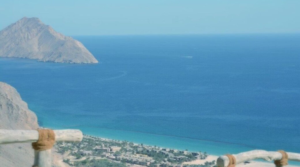 If you have your own car, you may park your car at the designated depot and Six Senses have SUV transfers - Dibba, Oman border. En route to the resort, one will have views such as these.