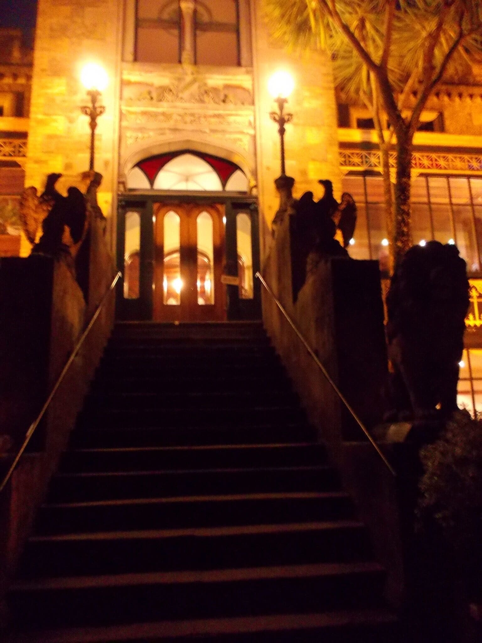 The way to the castle was eerie because of the fog. Just what you want when you stay the night in a castle! I arrived at 5pm. On time to prepare for the supper and evening. Beautiful place. Of course I have pictures of the inside but cannot publish them. You will have to go see for yourself!  Nice place. They restored it. It is beautiful. The gardens are great. The accommodations are superb and the food is delightful... A must if you are in Dunedin. 