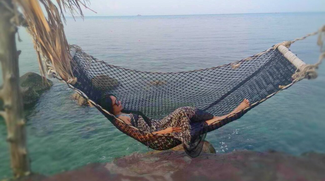 Enjoy hammock @ Haad son resort