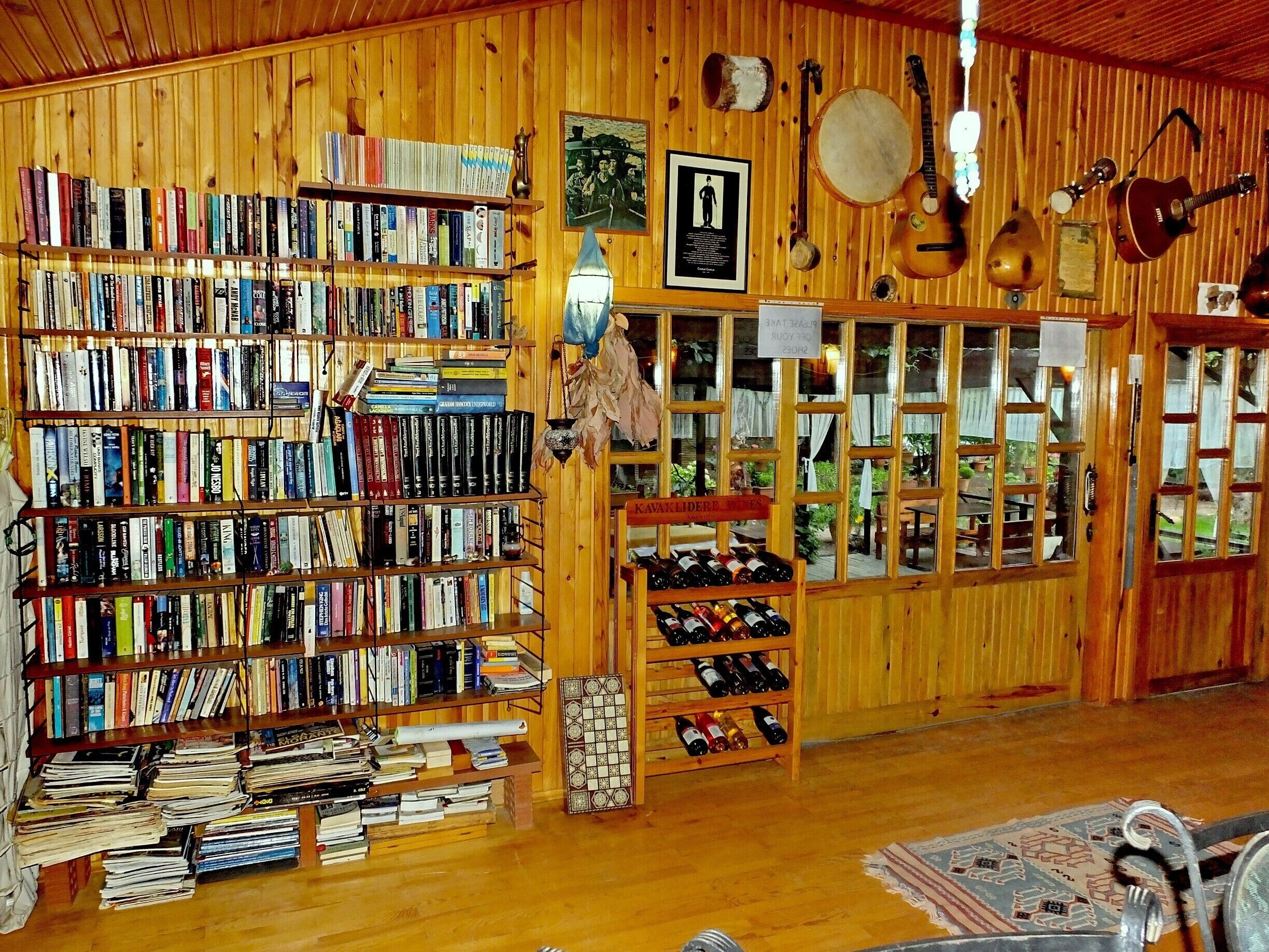 Kibala is a tiny hotel  providing a peaceful and sunny environment and high quality accomodation perfect for those wishing to rest and unwind from stress.  It is also a good location to discover the local historical and natural wonders like the mountain of Chimeira and the ancient city of Olympos and to explore the Lykian coast which is full of surprises for those looking for a culturally stimulating and active holiday.