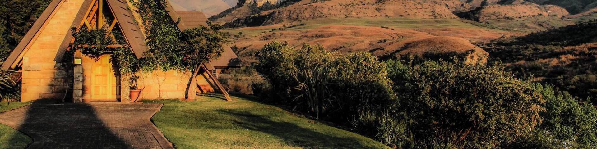 #bruisedpassports #sunrise #catherdralpeak #drakensburg #southafrica