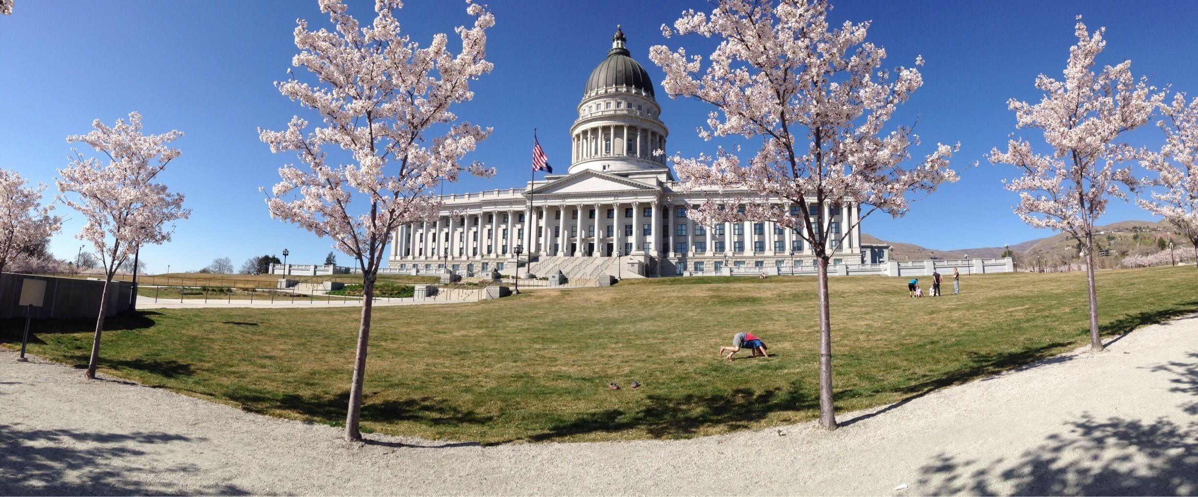 Beautiful Day with my family at the Utah State Capital 