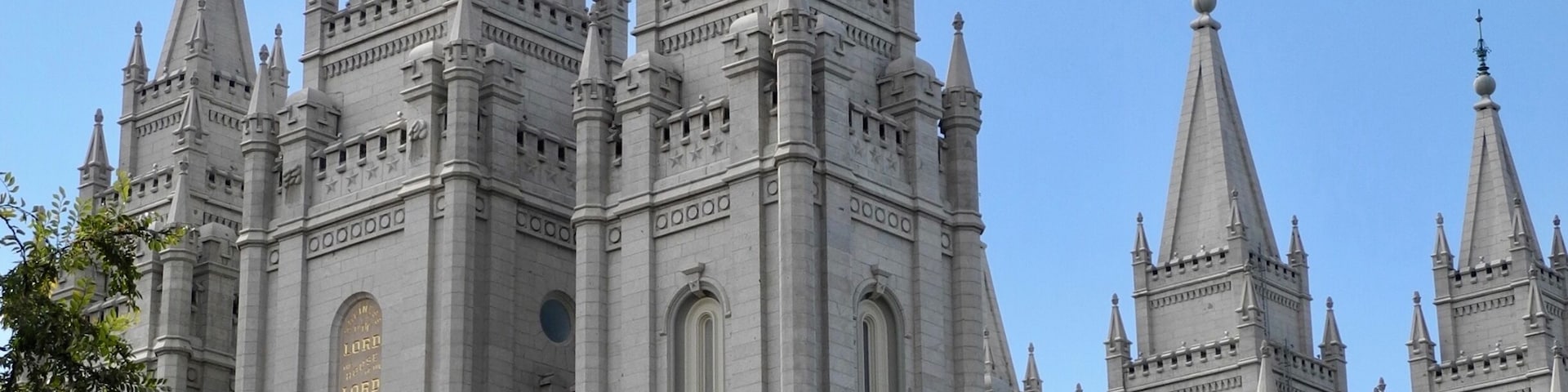 The Salt Lake Temple is a temple of The Church of Jesus Christ of Latter-day Saints (LDS Church) located on Temple Square in Salt Lake City, Utah, United States. At 253,015 square feet (23,505.9 m2), it is the largest LDS temple by floor area. Dedicated in 1893, it is the sixth temple completed by the church, requiring 40 years to complete, and the fourth temple built since the Mormon exodus from Nauvoo, Illinois, in 1846.
#TroveOnTuesday
#Details