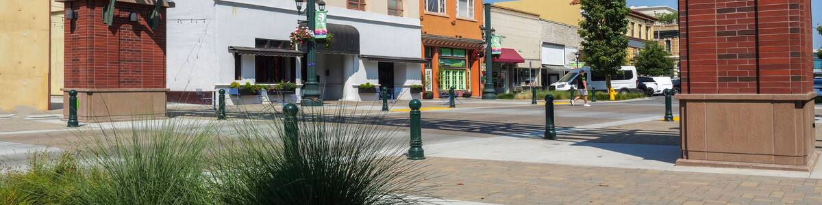 Salinas , CA downtown sign