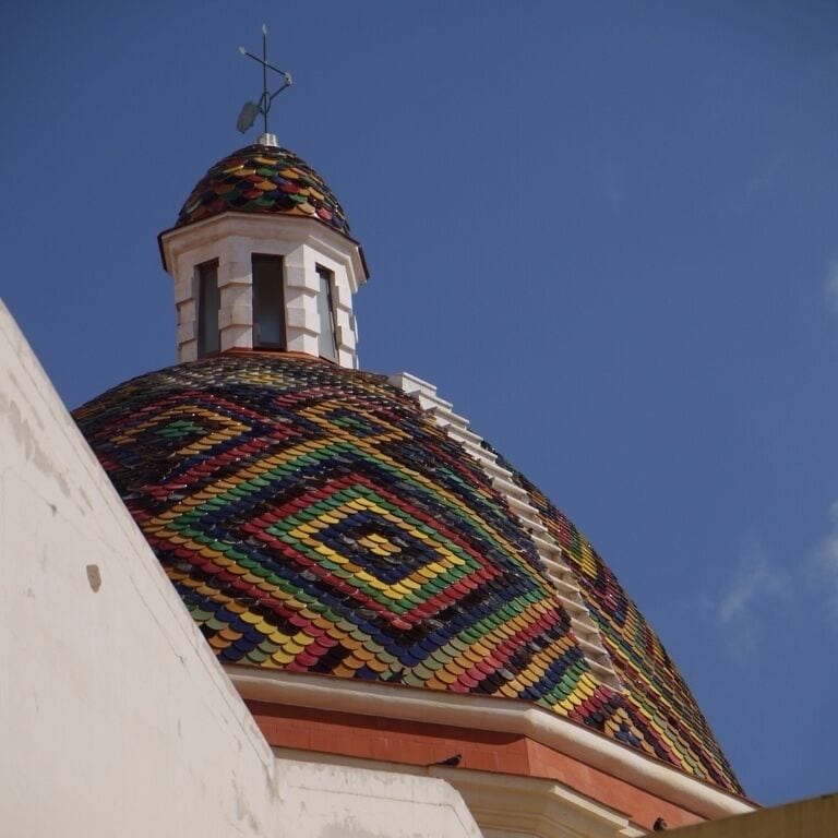 What the beautiful roof!
