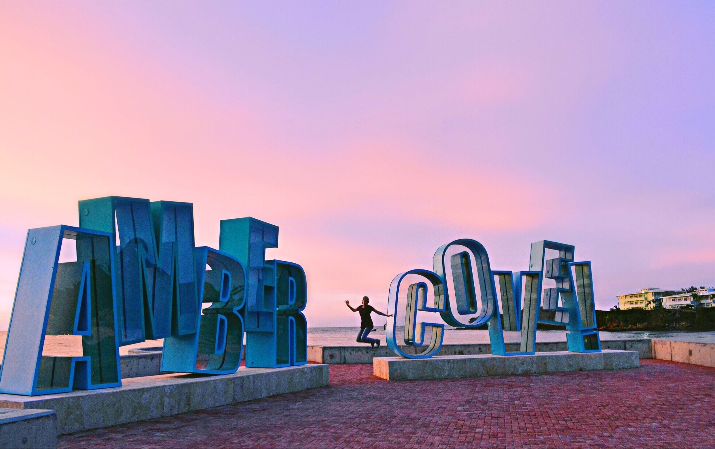 Docked in Amber Cove in the Dominican Republic with Fathom. I just could NOT get over the hues of that sunset against the bright blue Amber Cove sign! So pretty!

#blue #fathom

More on www.ajauntwithjoy.com
