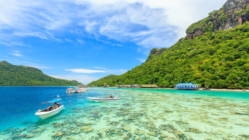 Corals reef and islands seen from the jetty of Bohey Dulang Island, Sabah, Malaysia., Shutterstock ID 775214845, Purchase Order: -