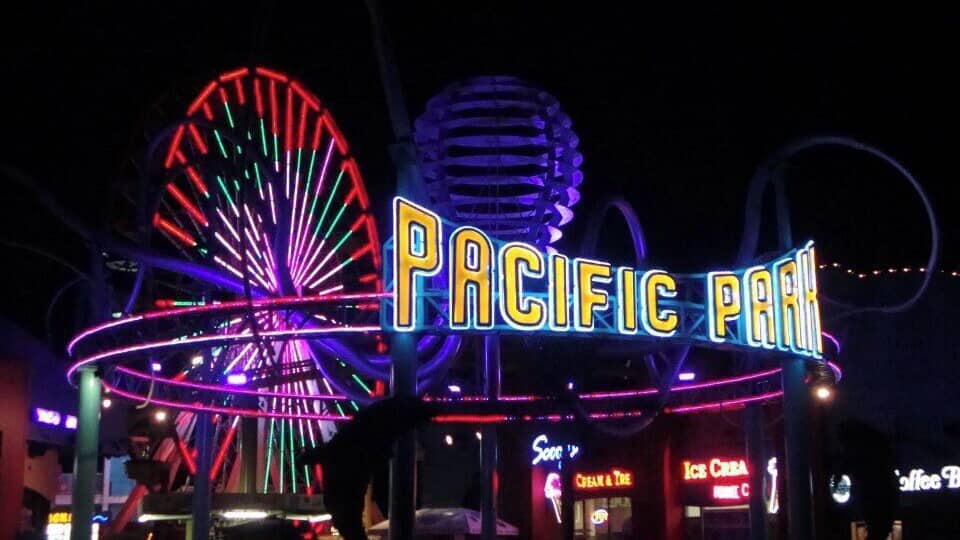 not a fan of heights...but I had to go on the Ferris Wheel! #lights #color #colors #nightlife #pier