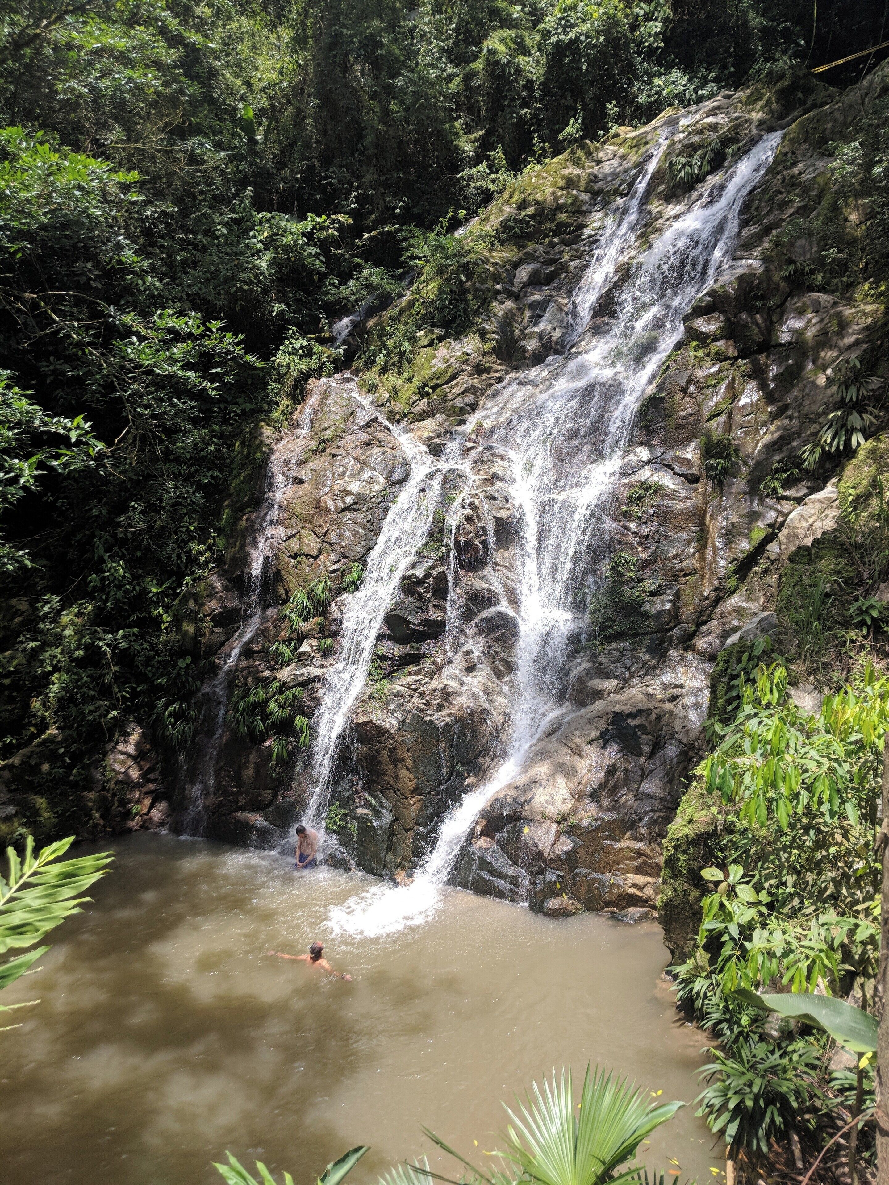 Marinka Waterfalls. Located in Arimaca, Santa Marta Columbia. 
#nofilter
#hidden
#hike
#columbia
#history