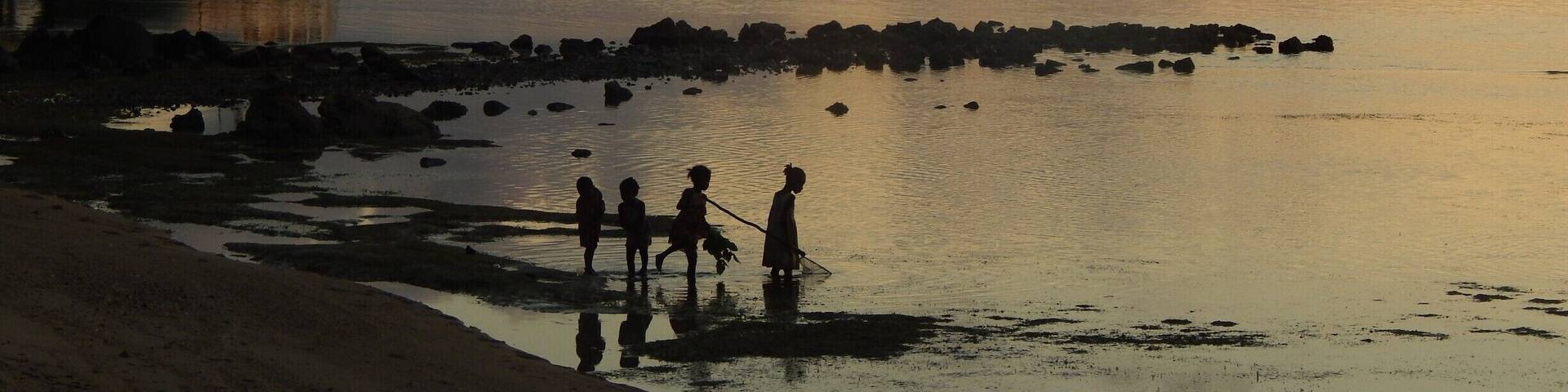 When time stops, you have the certainty you're on Ile Sainte Marie. A corner of paradise on Madagascar's Eastern cost where you're immersed in a permanent state of astonishment.
#BeachBound