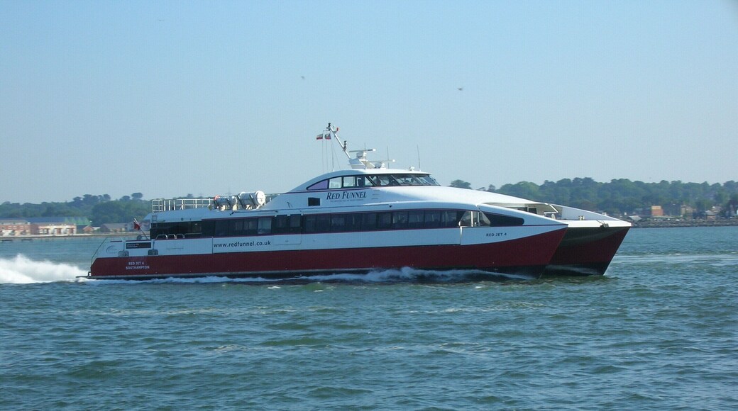Red Jet 4, fast ferry coming from the Isle of Wight to Southampton.