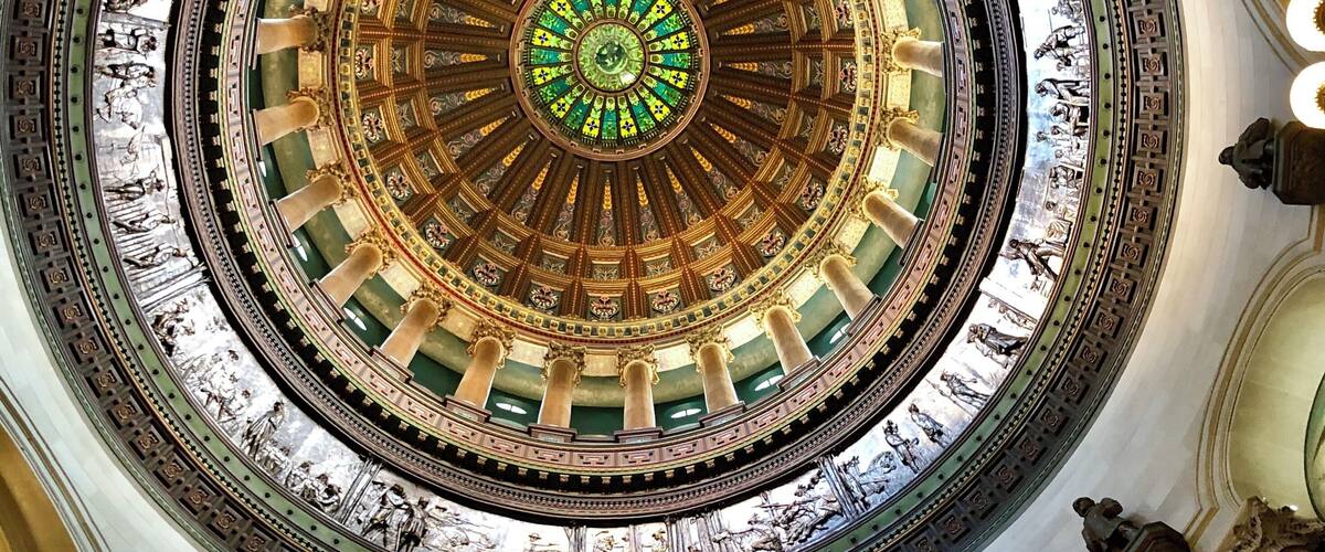 The interior of the state Capitol
Dome from the rotunda floor.