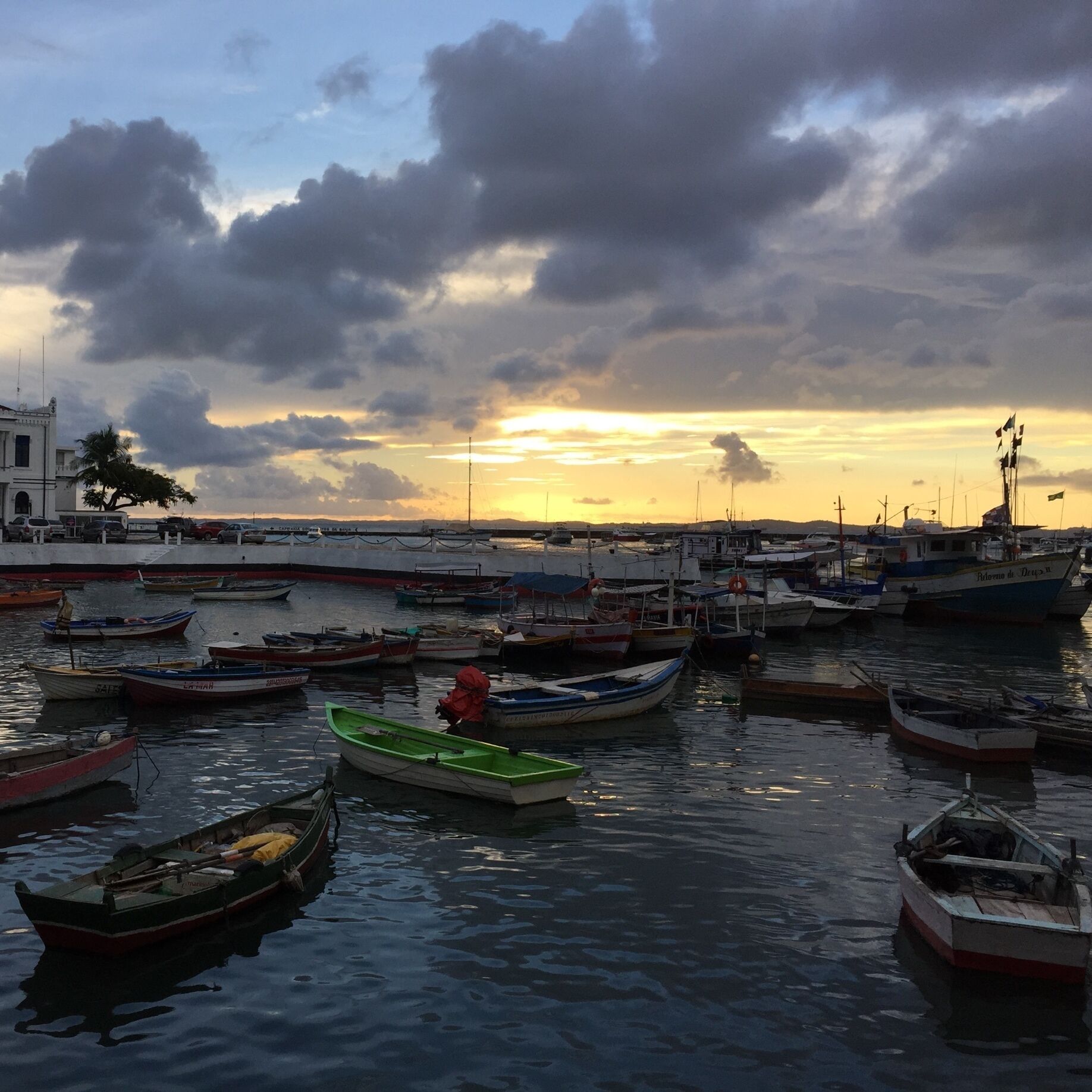 Sunset in Bahia, Brazil.

@waterlust
#troveron
#goldenhour