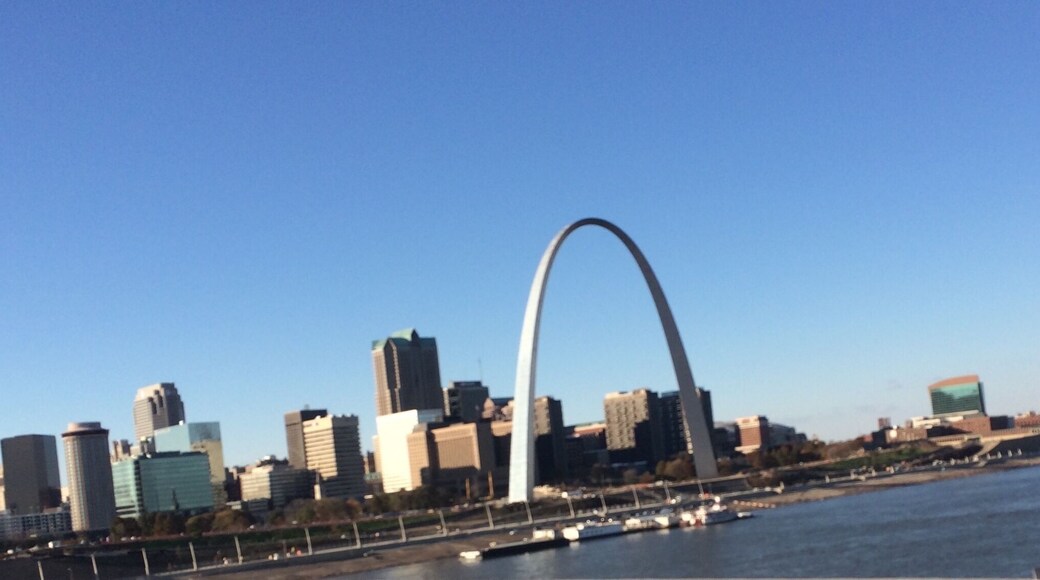 Pic taken from motorhome on our way through in November 2015.