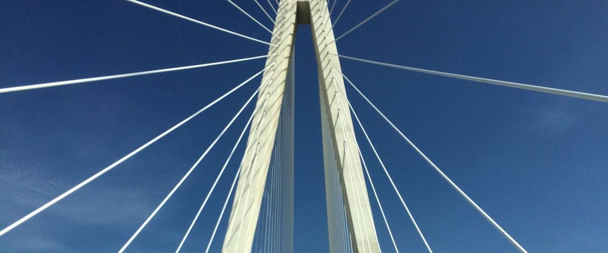 Bound NE across Mississippi River on US 70. St. Louis. October 2016.