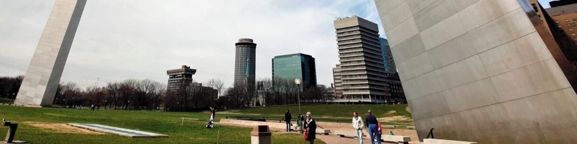 The Gateway Arch, or the St. Luis arch to the West. Part of the Jefferson National Memorial. The observation deck is 630 feet up and is the tallest manmade monument in the United States. It opened in 1967 and you could either walk to the top or take a very interesting elevator to the top, small capsules that fit five people and zig zag their way to the top in four minutes. As I drove into St. Luis it can be seen above the horizon and because it is stainless steel shines bright as you come in. To anyone who can, I would say go, Seeing it in person it is immense! When seeing it form a distance it doesn't really look that big, but up close, looking straight up to the top it is incredible!