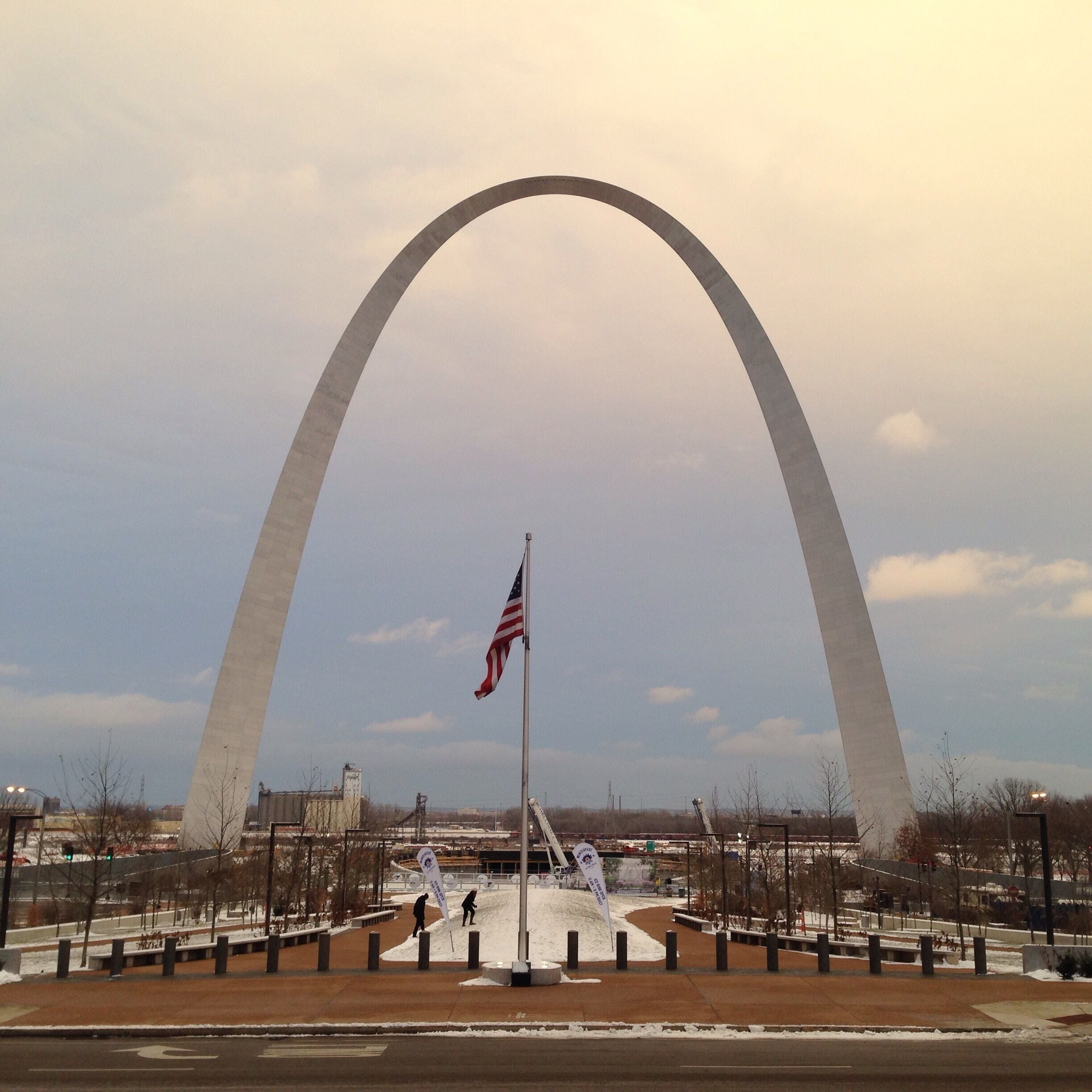 This landmark of the cityscape of St Louis is even more impressive after a visit to the visitor center, where you can watch a video that shows you how the arch was built and learn how the arch compares to other American icons such as the Statue of Liberty and Mount Rushmore.  The tram to the top of the arch is closed until March 2017 for upgrading.