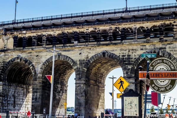 Took this photo a couple of years ago while at a Blues Festival in St Louis. I'd like to back at some point. The bridge was built back in 1868 making it one of the oldest bridges in Missouri, it carries both trains and vehicles from downtown St. Louis MO, to East St Louis IL.
#Trovember