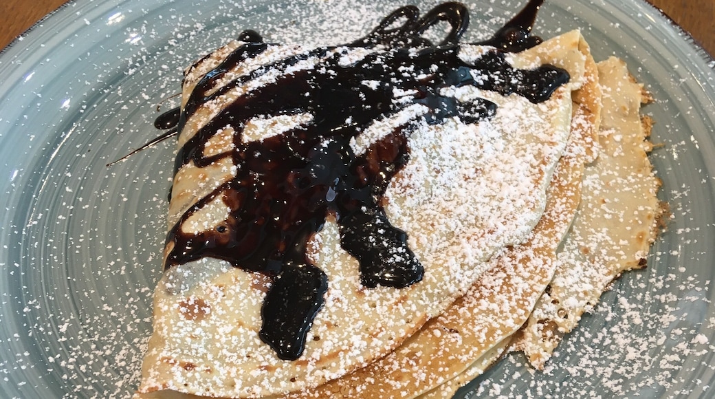 Not all of the Zoos inhabitants are assigned living quarters. A few of these little guys freeroam the zoo but consider the zoo home just the same. The Detroit Zoo has AZA Accreditation.