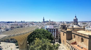 Old meets new over Seville. #LifeAtExpedia