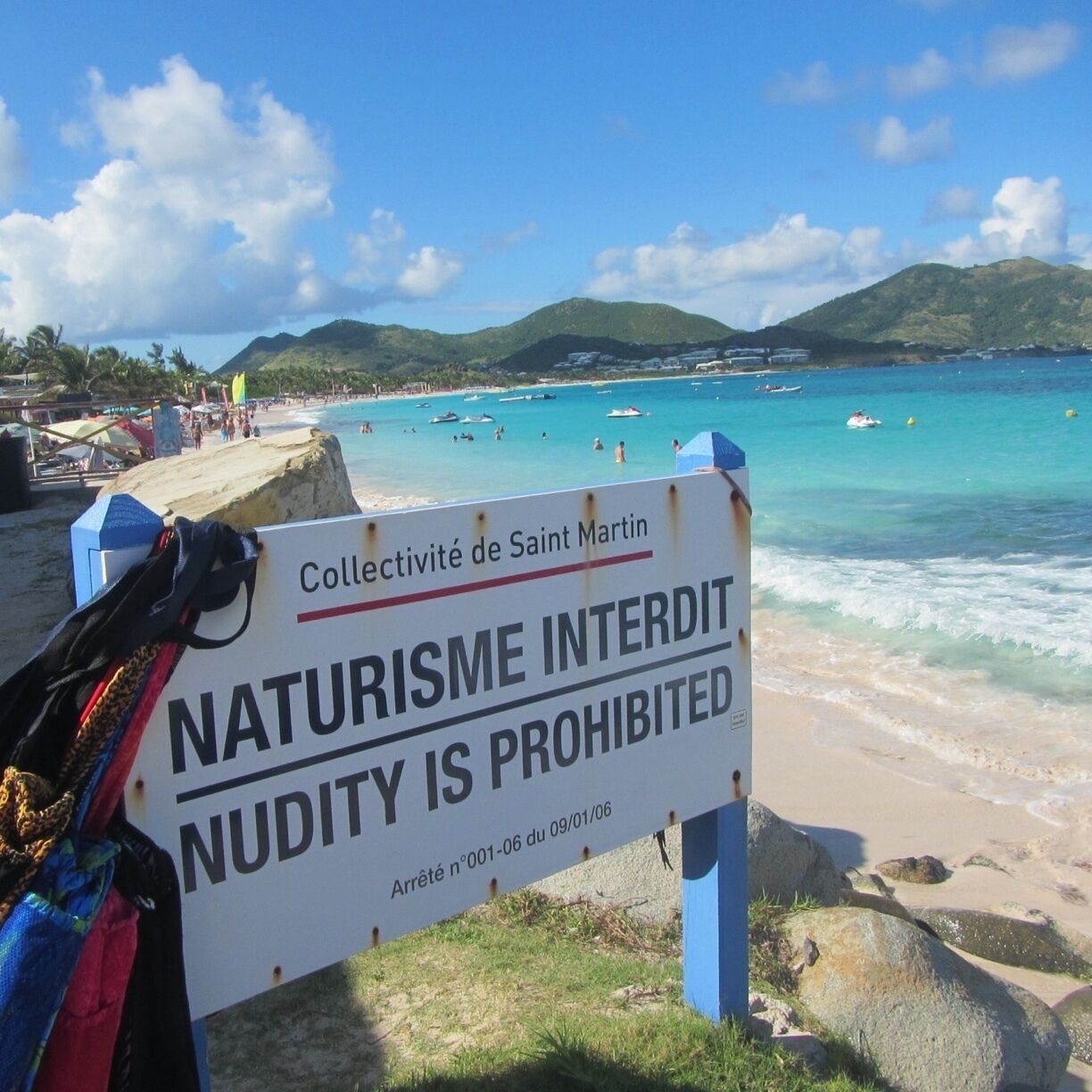 Nude beach in St. Maarten! In this side was prohibited to be naked but at the right side you can be naked! Of course I don't gone put naked people!