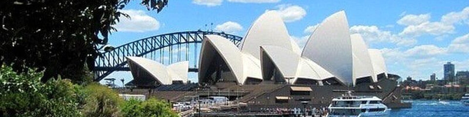 You can’t beat the serenity and harbour views from the Botanical Gardens. A great free way to spend a few hours in Sydney. Walk from the Opera House to Mrs Macquarie’s Chair for one of the best vantage points in Sydney. Take a picnic lunch, a blanket and a bottle of wine.