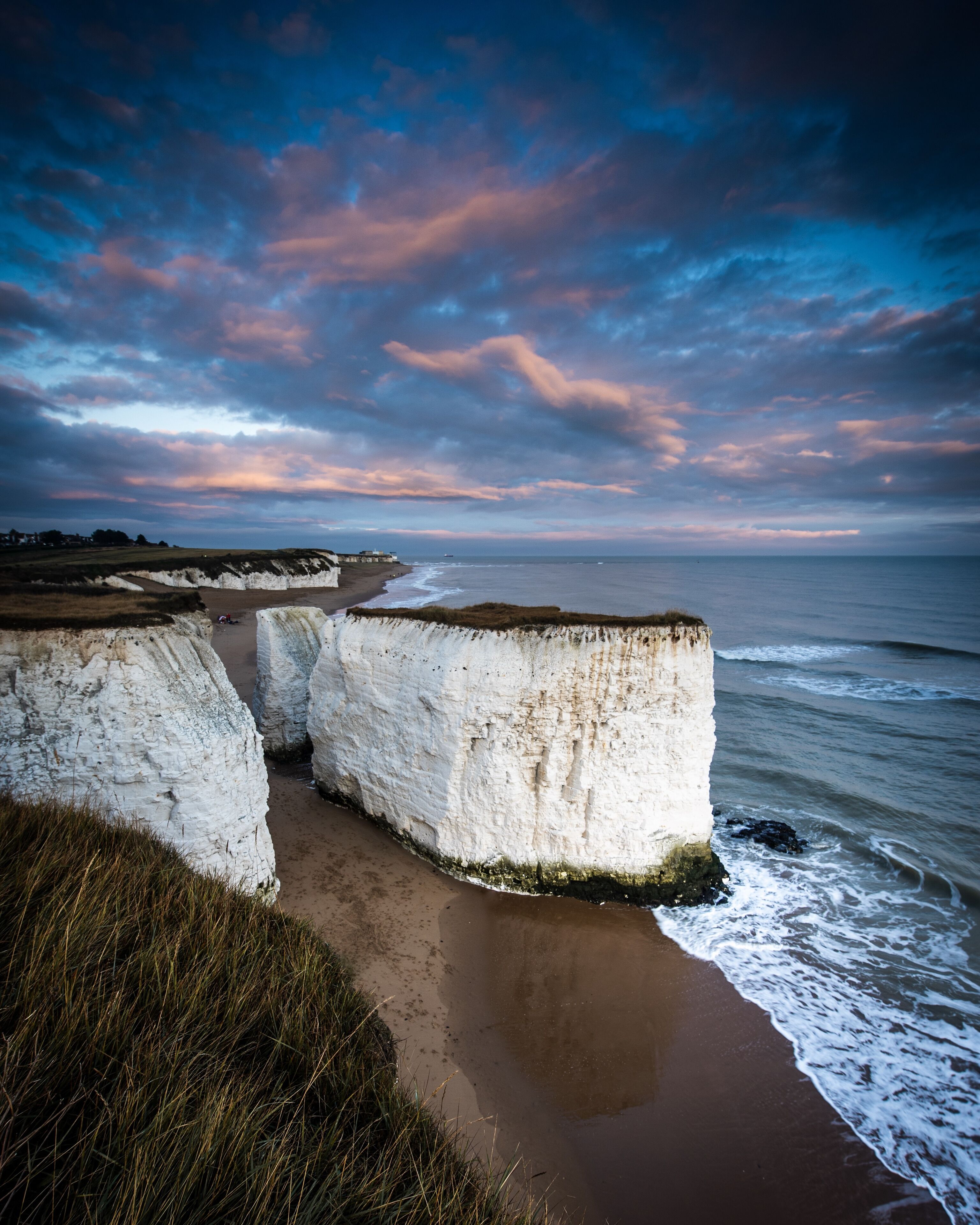 Here is a photo of a sunrise over Botany Bay in Kent. Lovely morning. Nice beautiful moody clouds.
