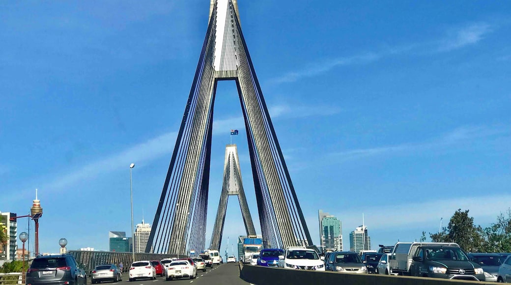 One of Sydney Australia’s outstanding landmarks, opened in 1995 this toll less bridge is perfect for getting from the City to the suburbs.
#Perspectives #Bridges #OnTheRoad #Architecture #Sydney #Australia