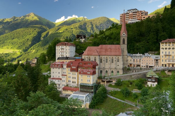 Salzburg welches beinhaltet ruhige Szenerie und Geschichtliches