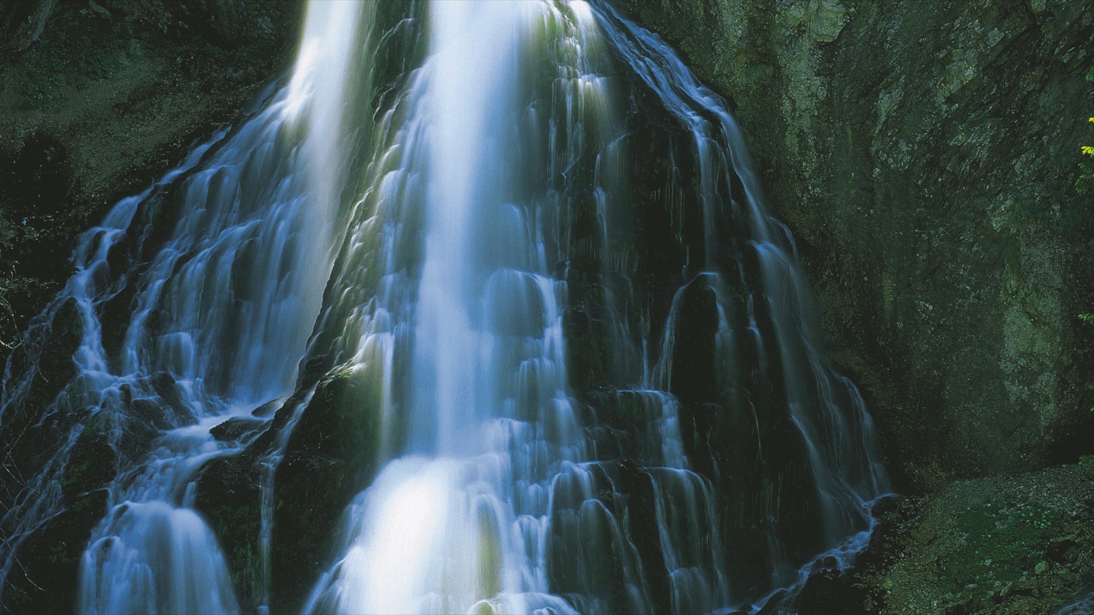 Salzburg showing a cascade