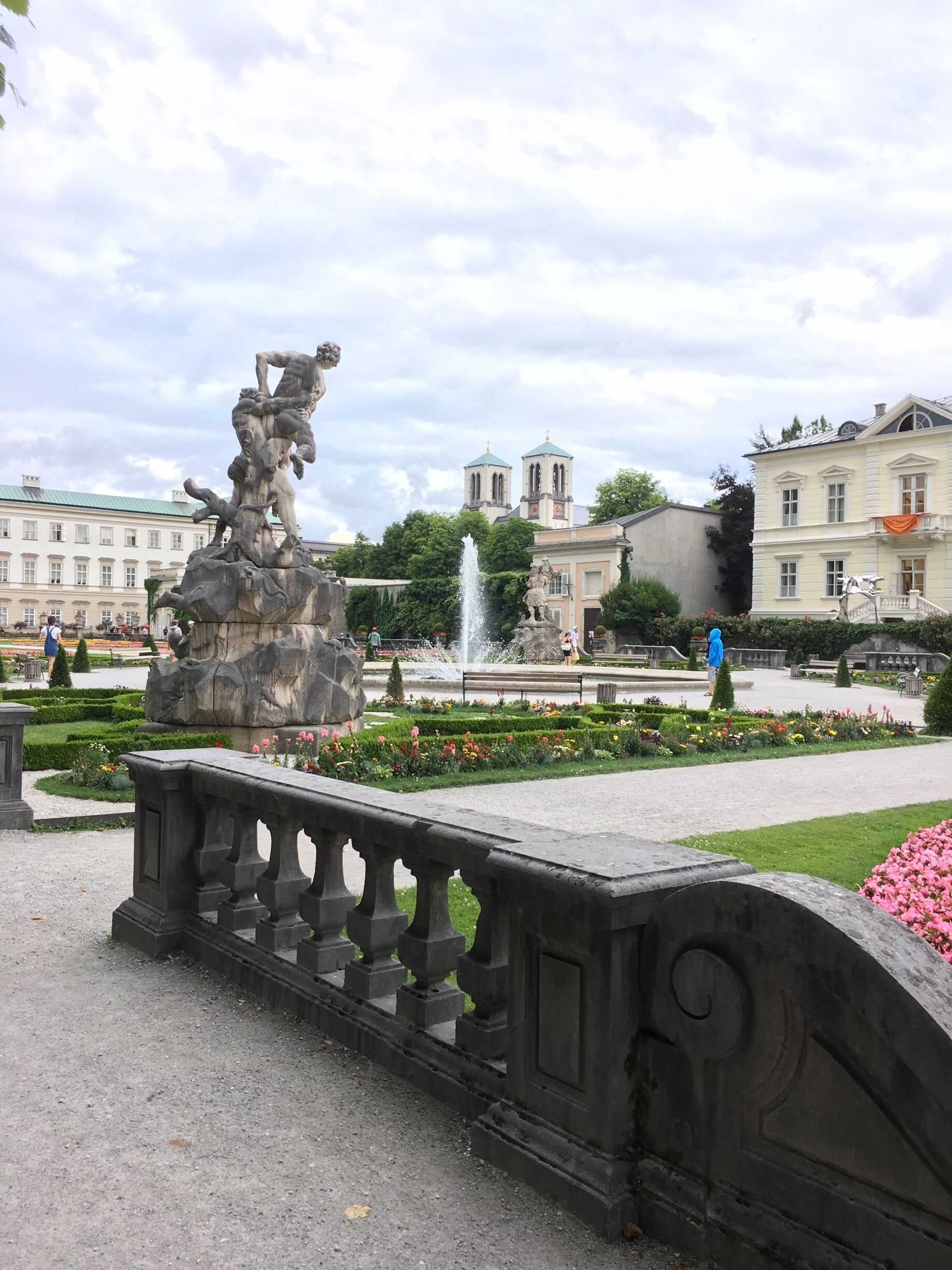 Jardines del palacio de Mirabell