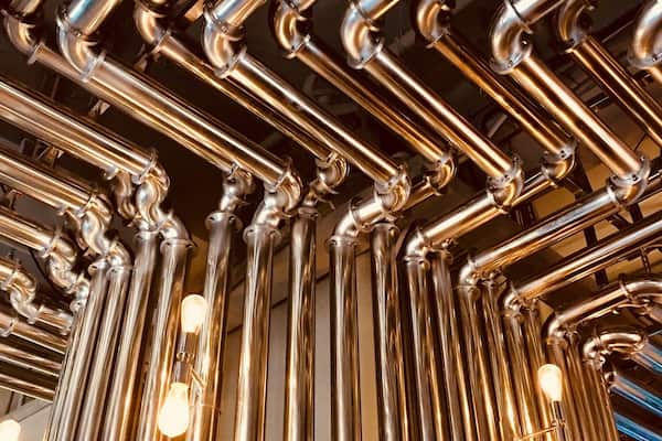 NBeer Brewery is serving up a large collection of local brews through a beautiful maze of pipes. Beer and a great setting after exploring OCT, not a bad way to end a day! #golden